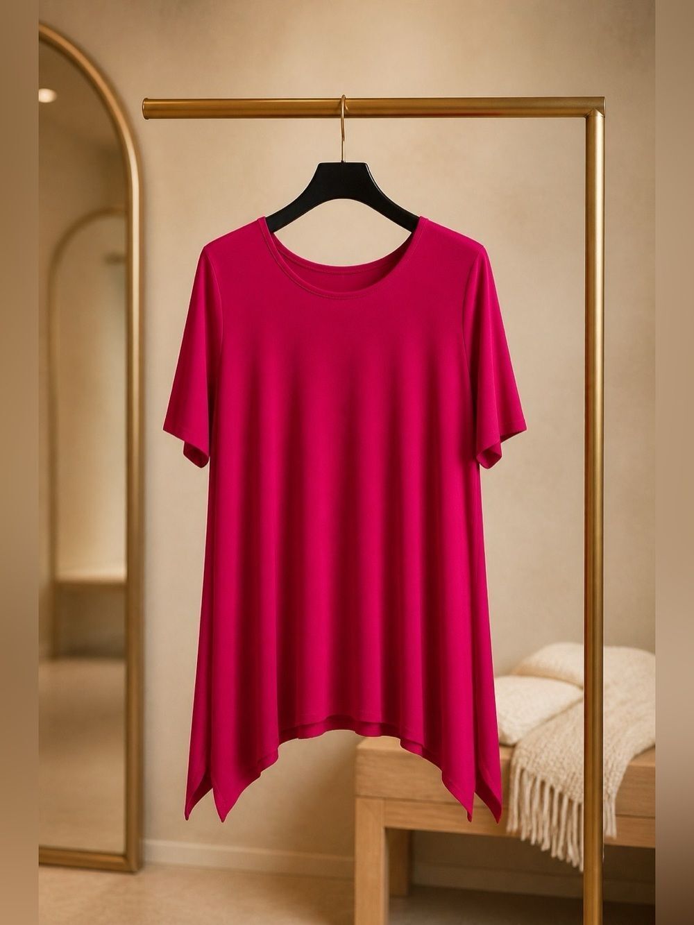 East 5th Short-Sleeve Tunic in Fuchsia Pink